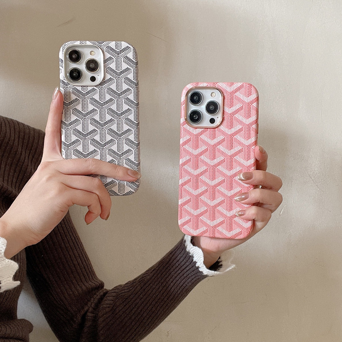 Classic Monogram Pattern Leather Phone Case