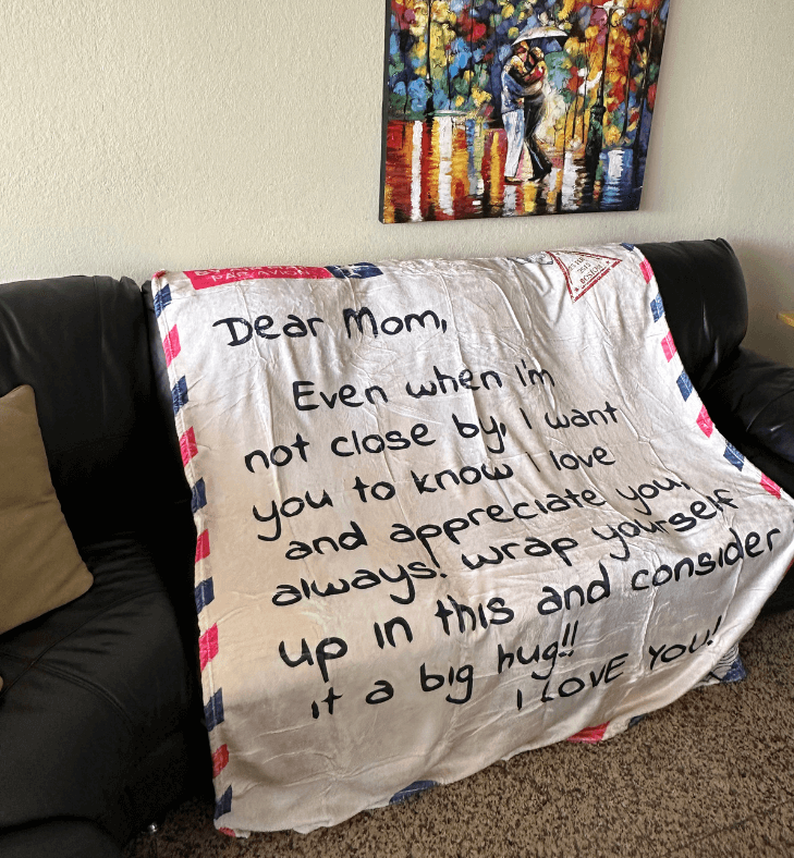 LETTER TO MOM BLANKET